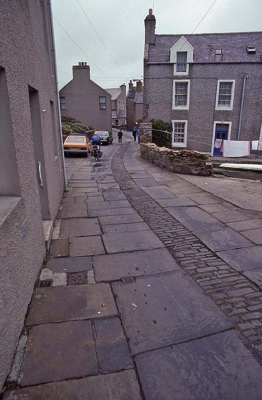 WT 3100 363-27 UK-3 Stromness Orkney.jpg